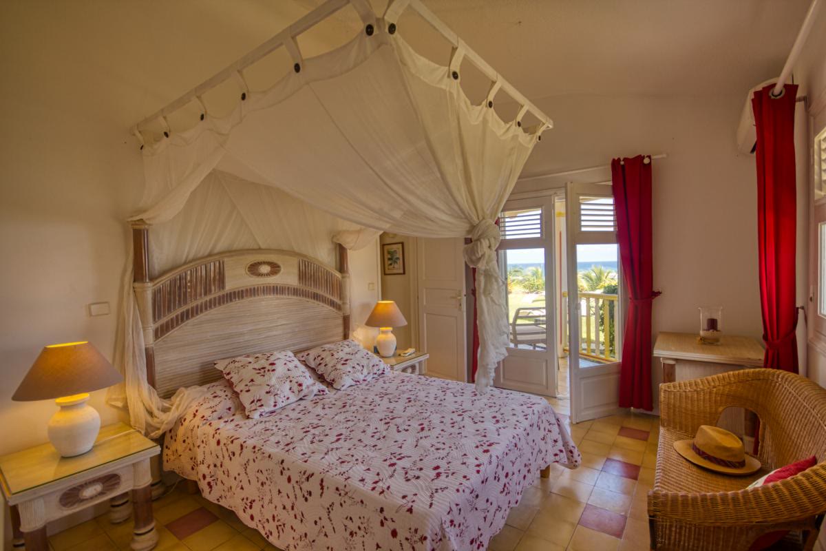 Villa Ti Bomb